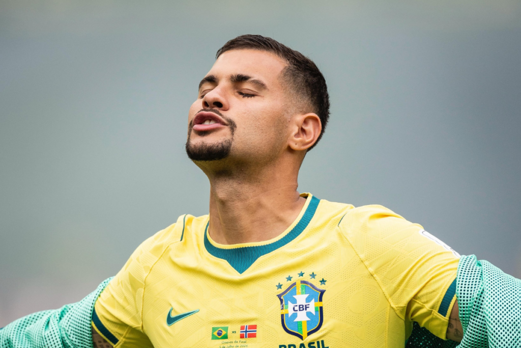 "Pior dor da vida": Bruno Guimarães quebra o silêncio após pênalti perdido e eliminação histórica do Brasil