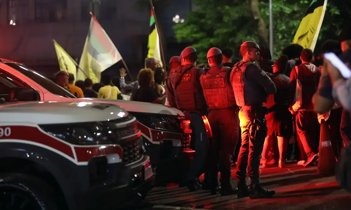 Negros representam 86,3% das mortes em ações policiais, aponta relatório