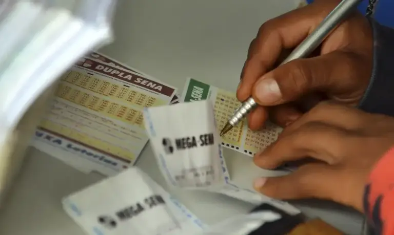 Mega-Sena acumula e prêmio principal sobe para R$ 45 milhões