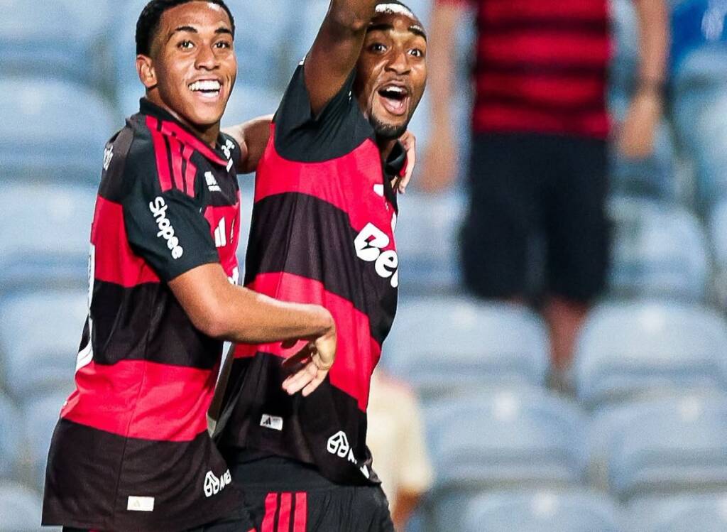 Flamengo x Benfica: onde assistir ao vivo, horário, escalações e tudo sobre o amistoso no Troféu do Algarve. Imagem: CRF