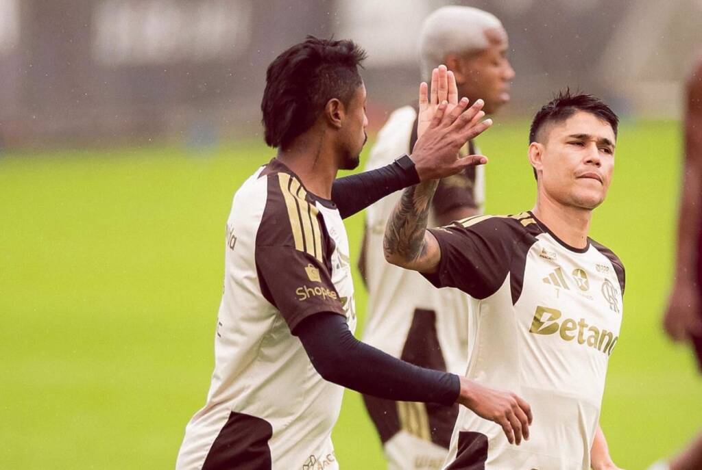 Flamengo x River Plate: onde assistir ao vivo e tudo sobre o amistoso internacional em Portugal. Imagem: CRF