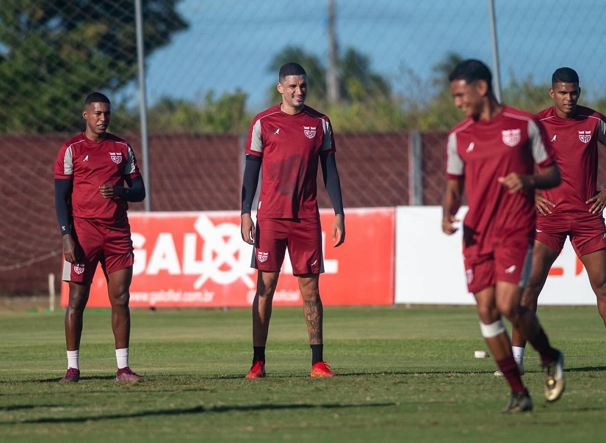 Londrina x CRB: onde assistir e escalações para duelo importante pela Série B. Imagem: Francisco Cedrim/CRB Londrina x CRB: onde assistir e escalações para duelo importante pela Série B. Imagem: Francisco Cedrim/CRB