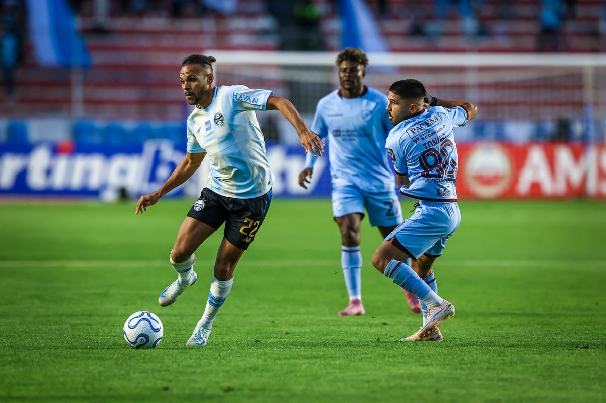 Grêmio x Bolívar: onde assistir ao vivo e o que o Tricolor precisa para avançar na Sul-Americana. Imagem: Lucas Uebel/GFBPA