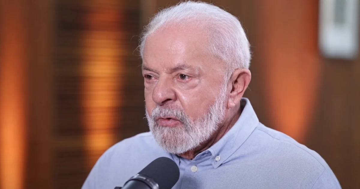 O presidente Luiz Inácio Lula da Silva em reunião ministerial no Palácio do Planalto