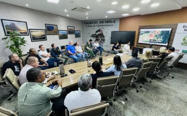 Prefeitura e produtores debatem municipalização de estrada rural em Lucas do Rio Verde