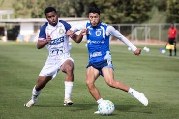 São Caetano x São José: onde assistir à estreia pela Copa Paulista 2026. Imagem: Gustavo Aleixo/Cruzeiro