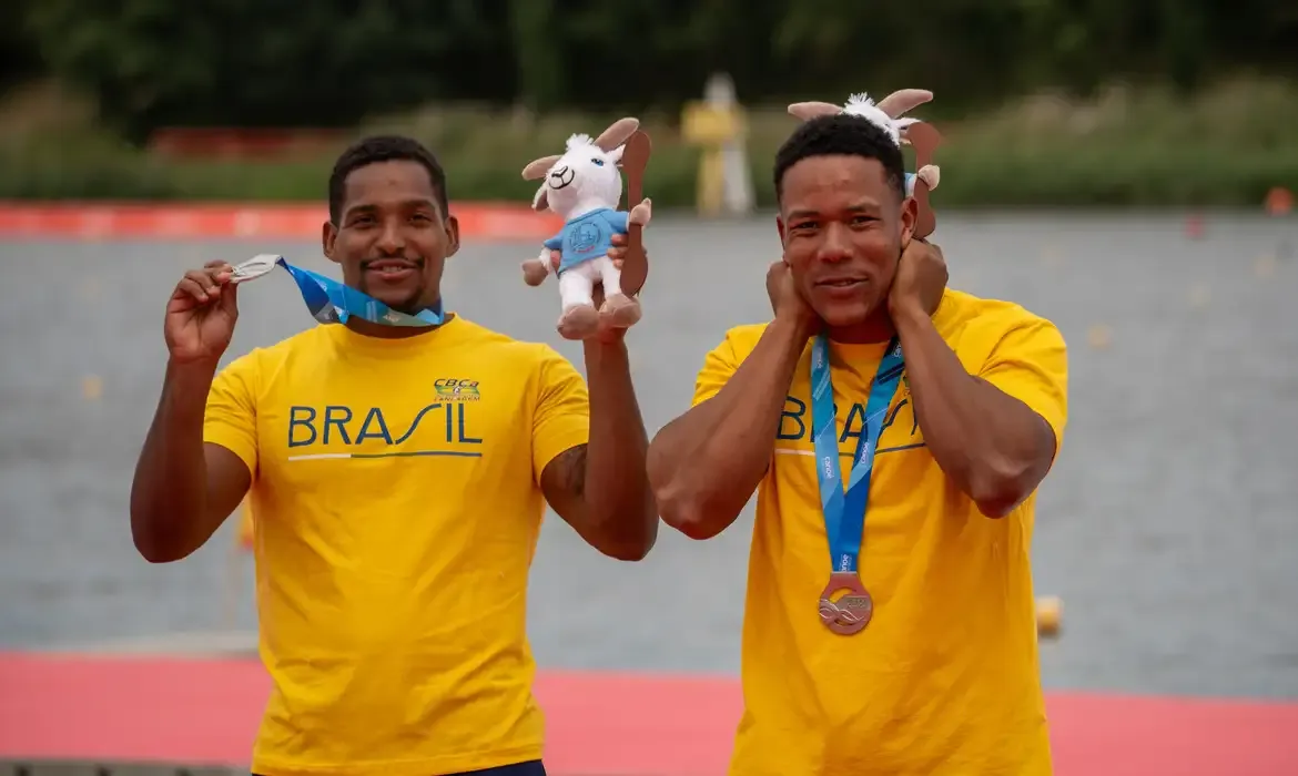 Jacky Godmann conquista prata no Mundial de Canoagem