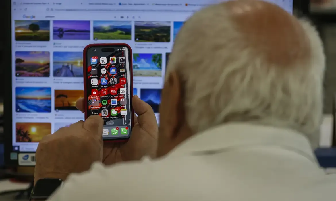 Internet ganha um dia de pausa com movimento nacional