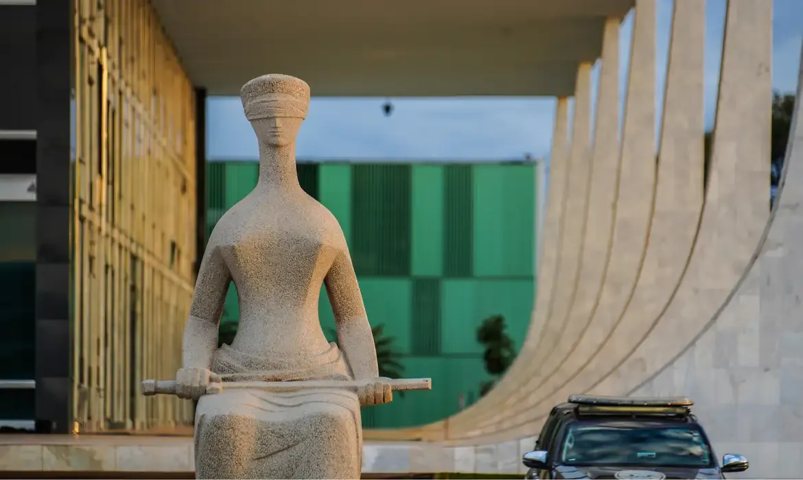 STF inicia julgamento sobre a validade da Lei das Contravenções