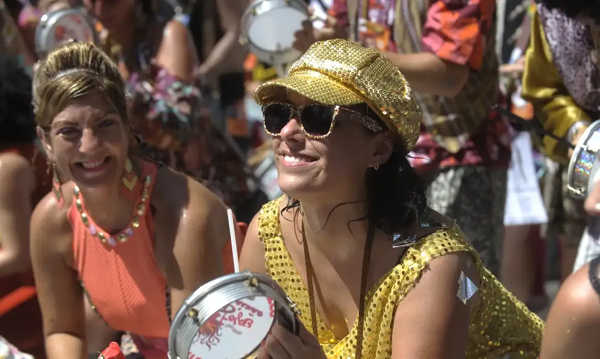 Riotur abre inscrições para blocos do Carnaval 2027