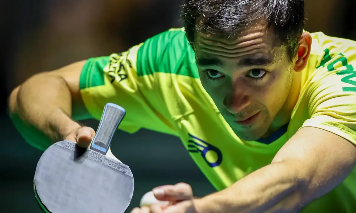 Calderano vence e encara Félix Lebrun nas quartas