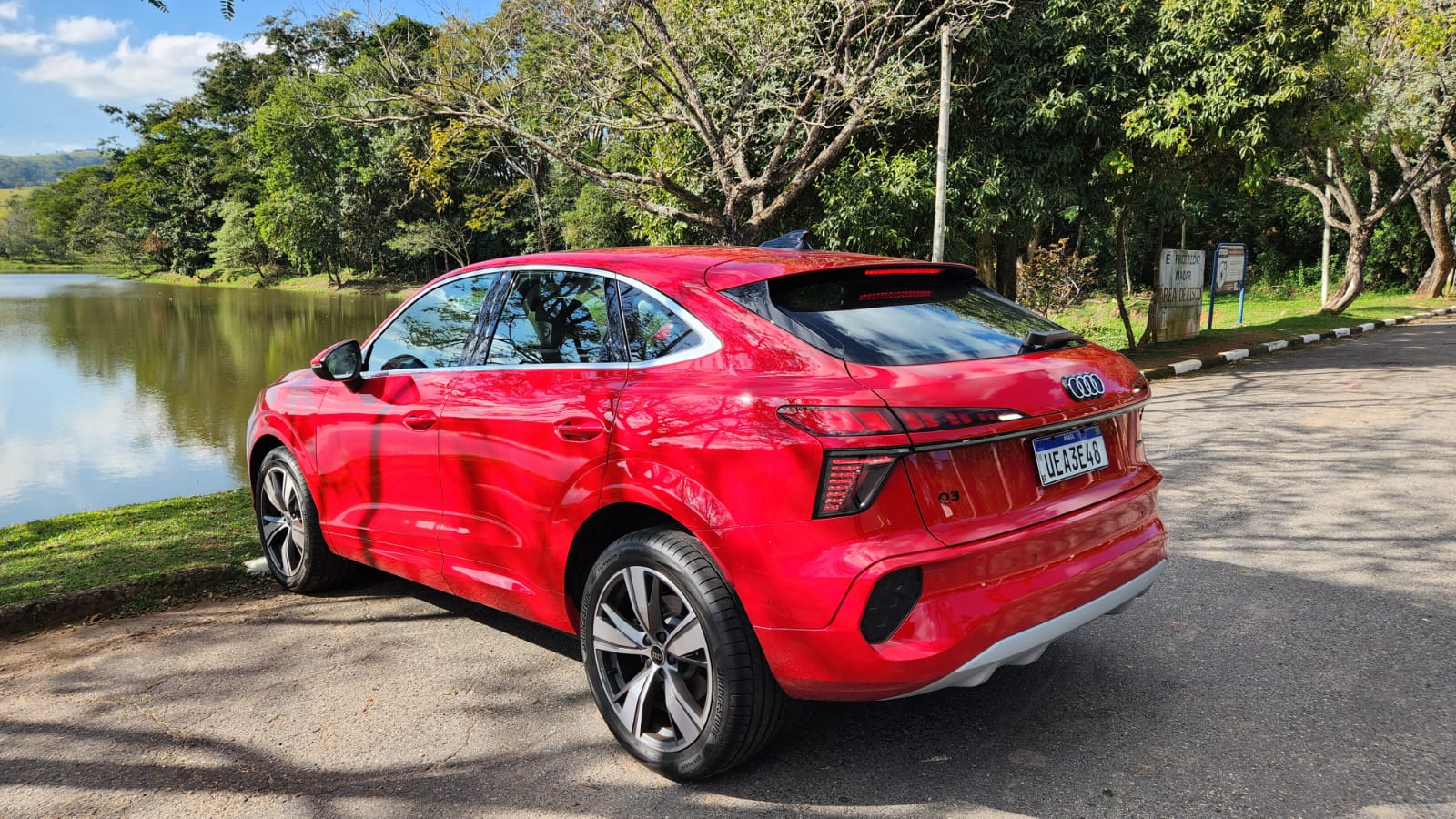 Audi Q3 Sportback une desempenho e tecnologia no segmento premium   Sérgio Dias (8)