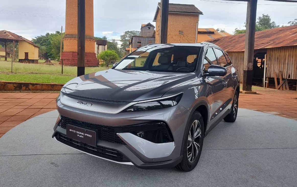 BYD Song Pro Flex une tecnologia híbrida e combustível renovável Mateus Dias (16)
