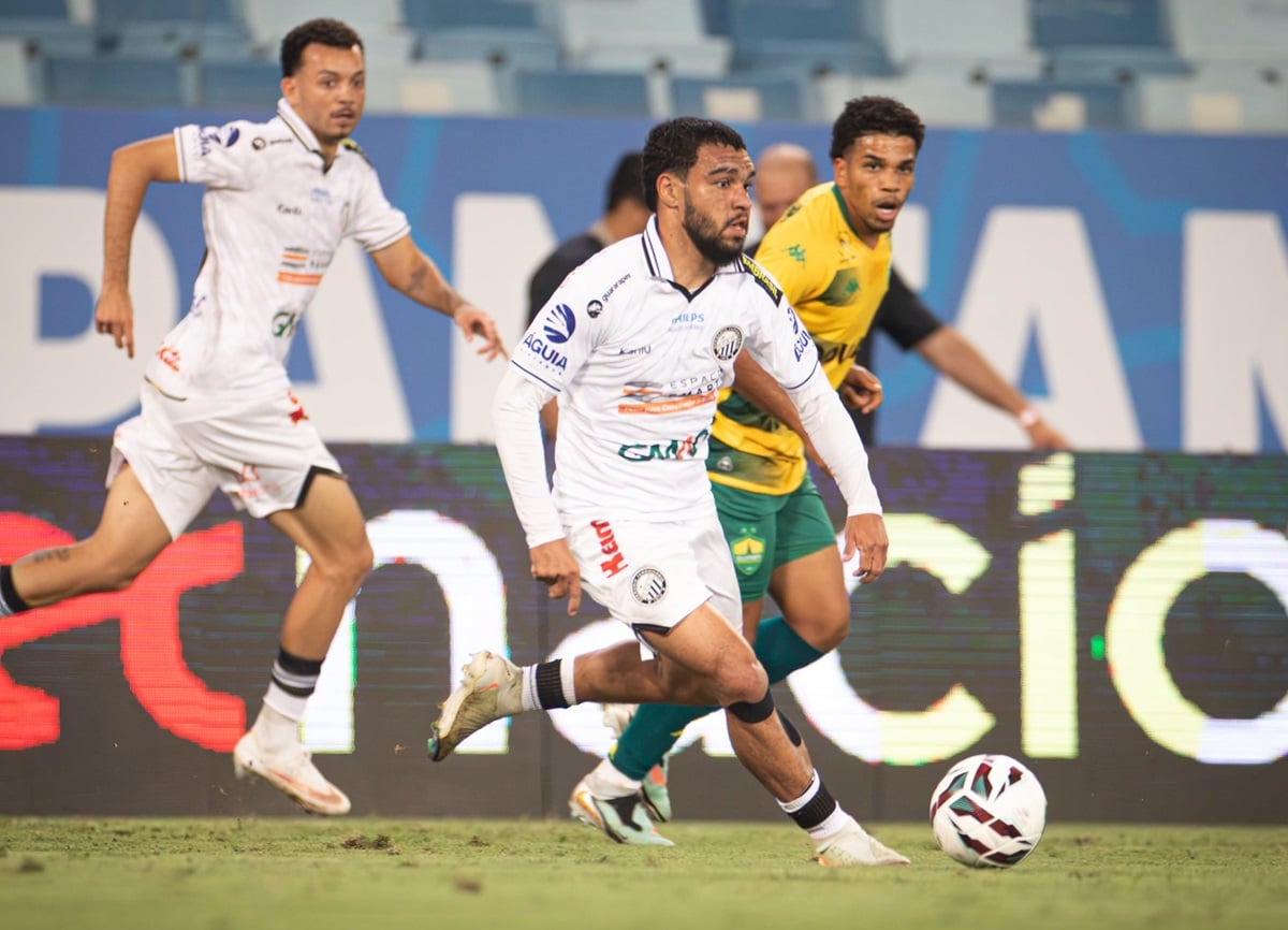 Operário-PR x Vila Nova: onde assistir ao vivo e escalações pela Série B. Imagem: Babytha Silva CUI