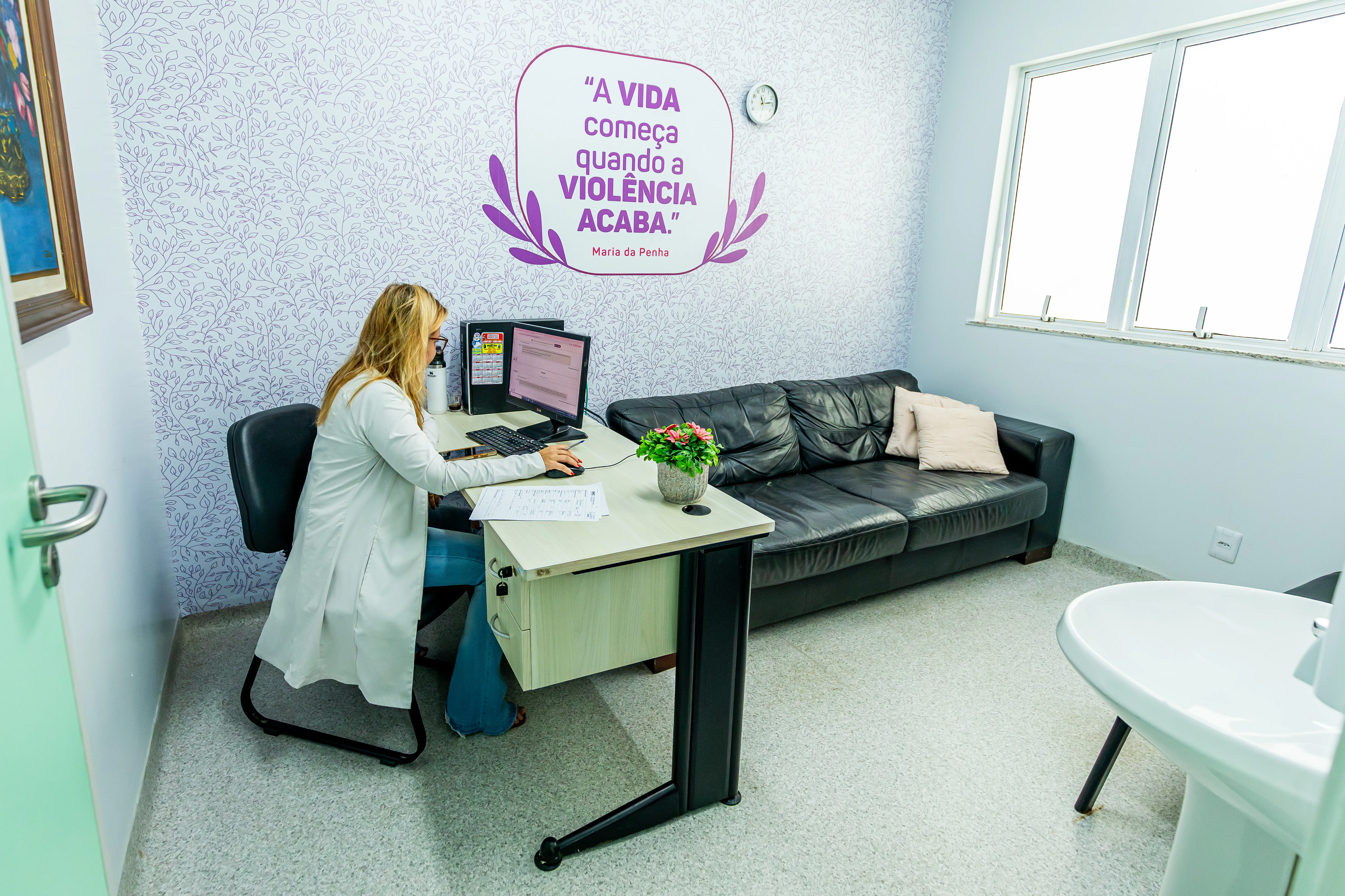 Espaço de Acolhimento do Hospital Municipal de Cuiabá garante atendimento 24h e suporte policial a mulheres vítimas de violência