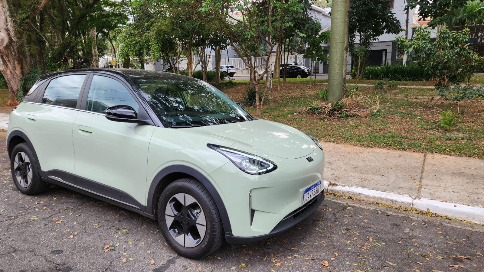 Geely EX2 revela vantagens do veículo elétrico no cotidiano urbano   Sérgio Dias (1)
