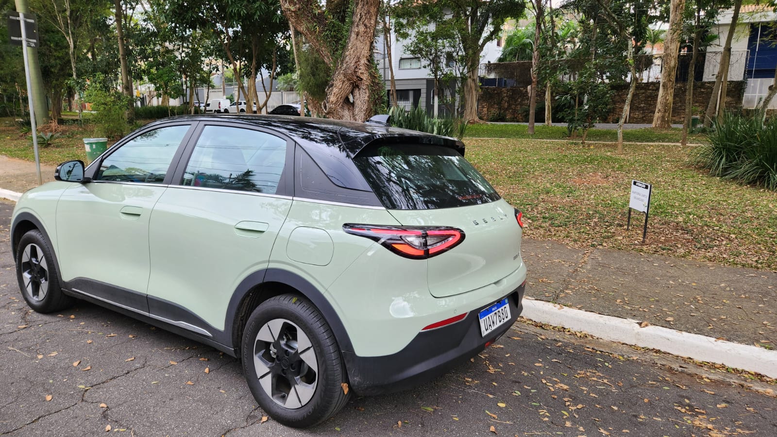 Geely EX2 revela vantagens do veículo elétrico no cotidiano urbano   Sérgio Dias (11)