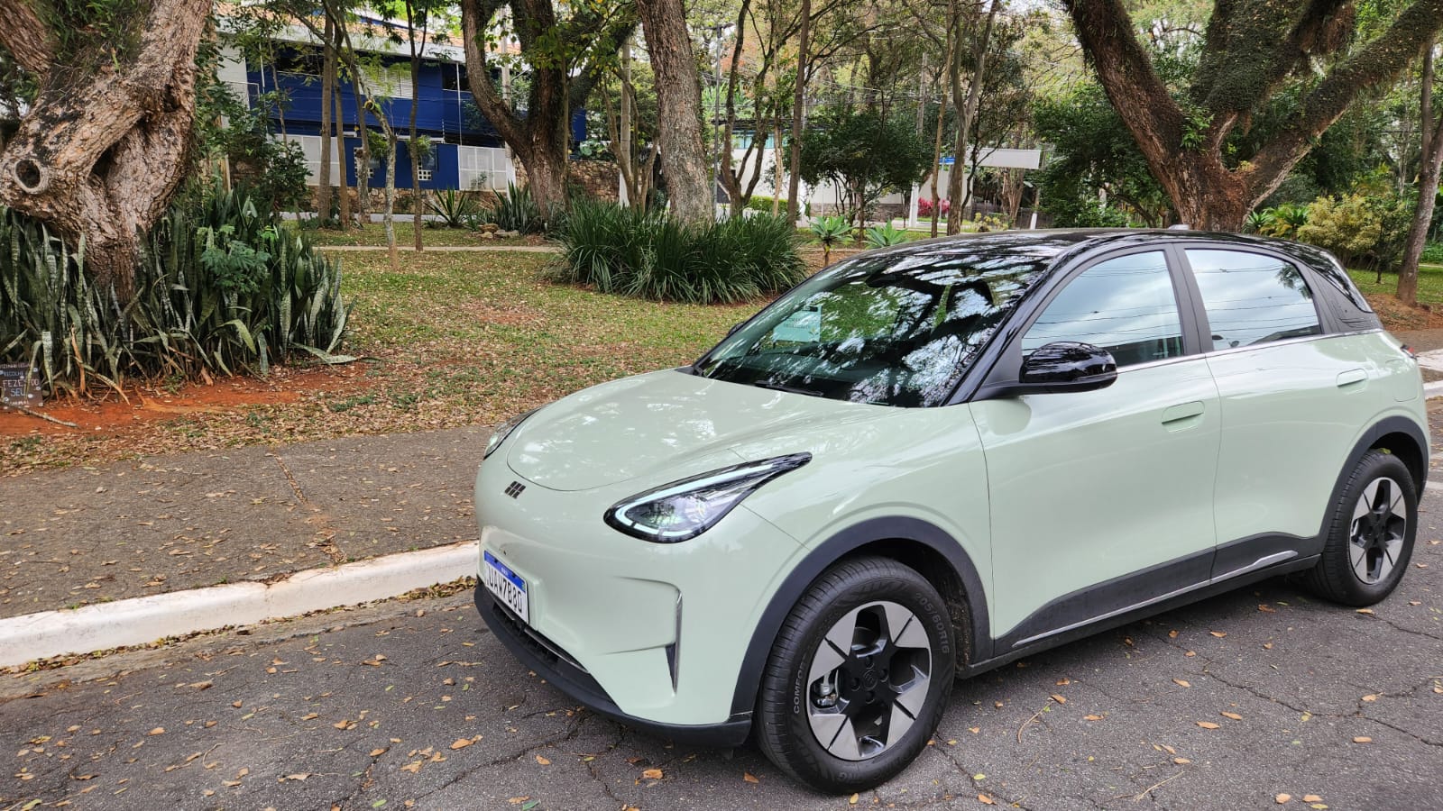 Geely EX2 revela vantagens do veículo elétrico no cotidiano urbano   Sérgio Dias (12)