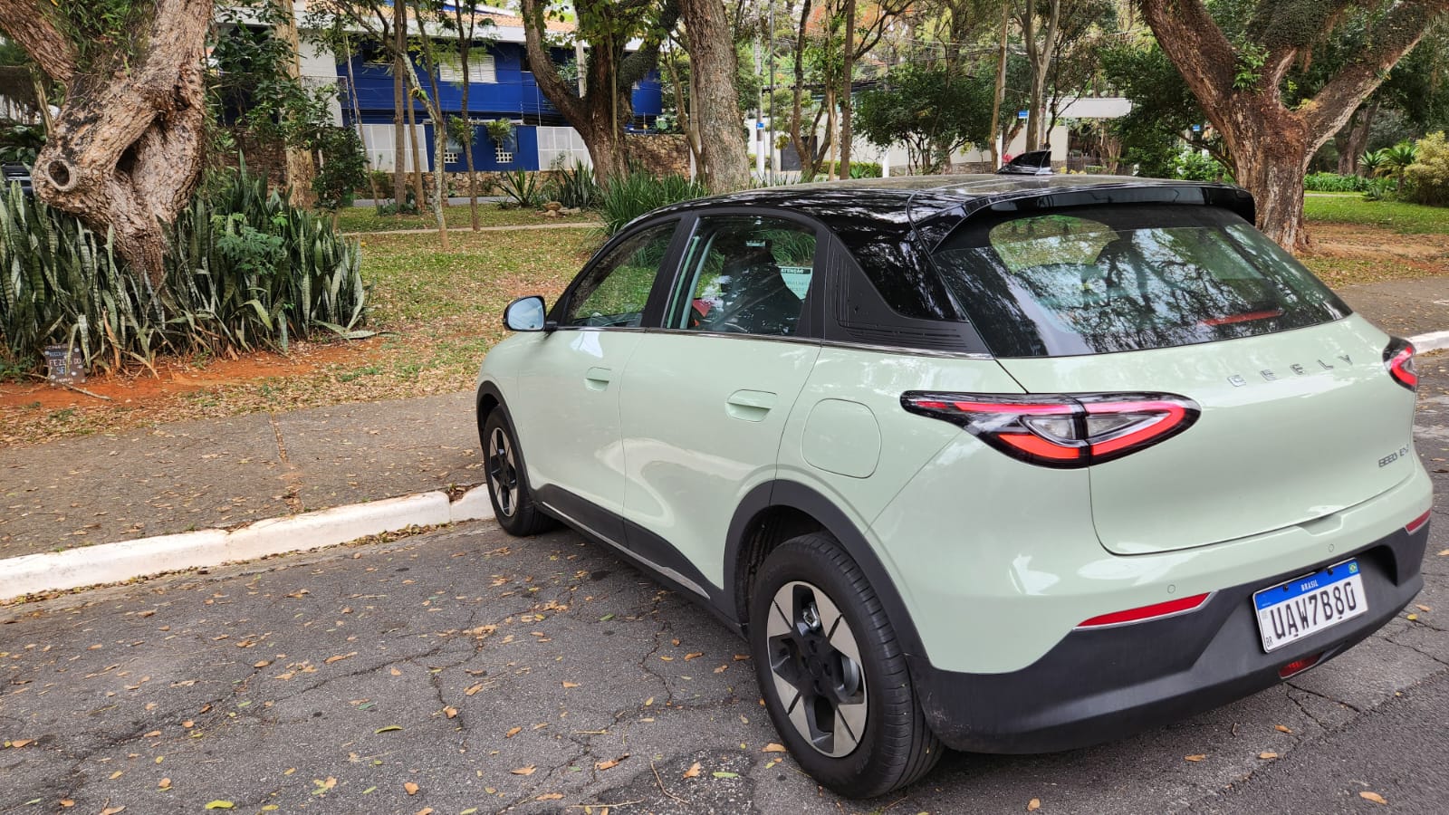 Geely EX2 revela vantagens do veículo elétrico no cotidiano urbano   Sérgio Dias (4)