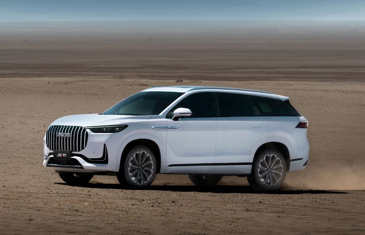 Jaecoo 8 antecipa SUV híbrido de sete lugares para o Brasil