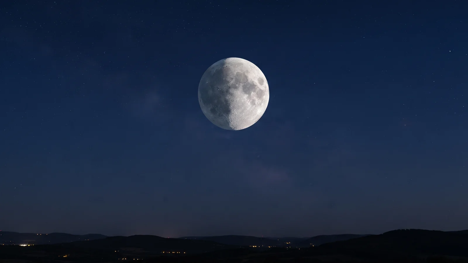 Qual a fase da Lua nesta quinta-feira (27)? Veja o calendário lunar de agosto
