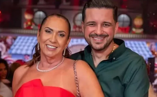 Danilo recebe recado da mãe de Virginia Fonseca