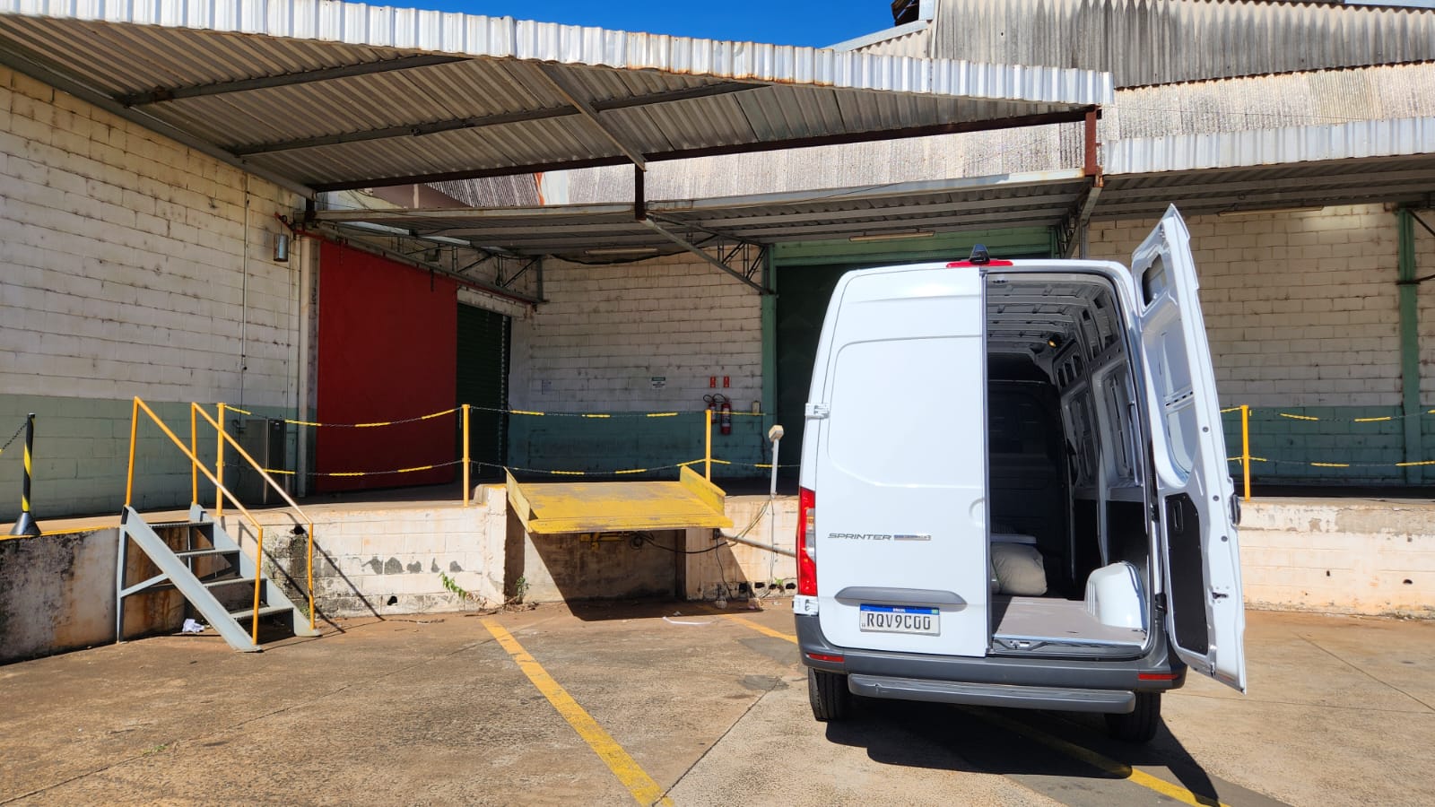Mercedes Benz Sprinter Automática aproxima van da experiência de um automóvel Sérgio Dias (12)