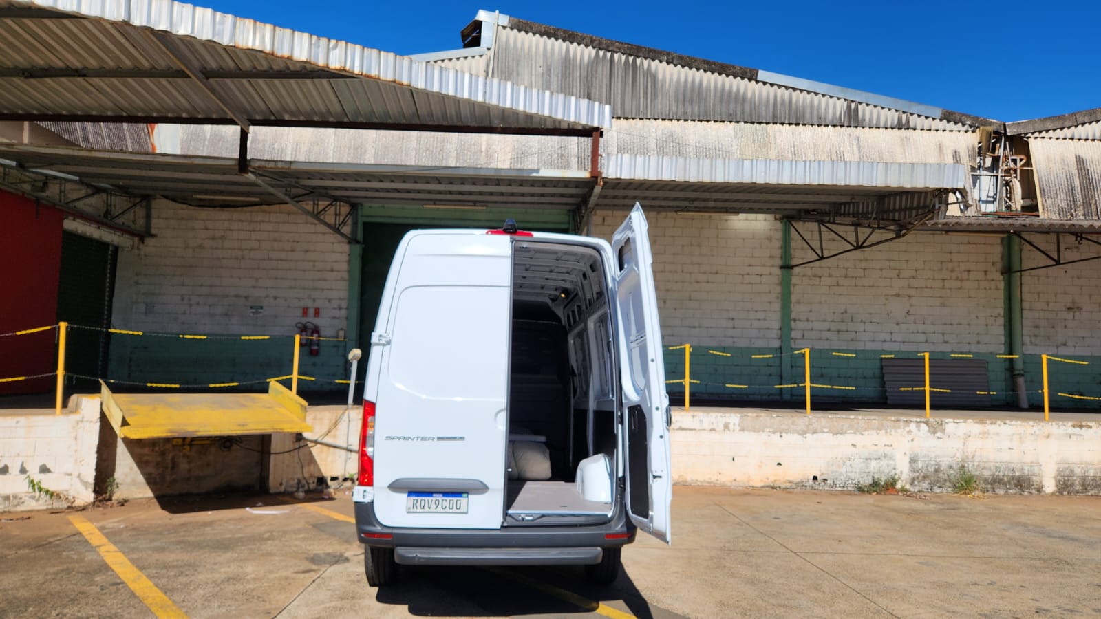 Mercedes Benz Sprinter Automática aproxima van da experiência de um automóvel Sérgio Dias (13)