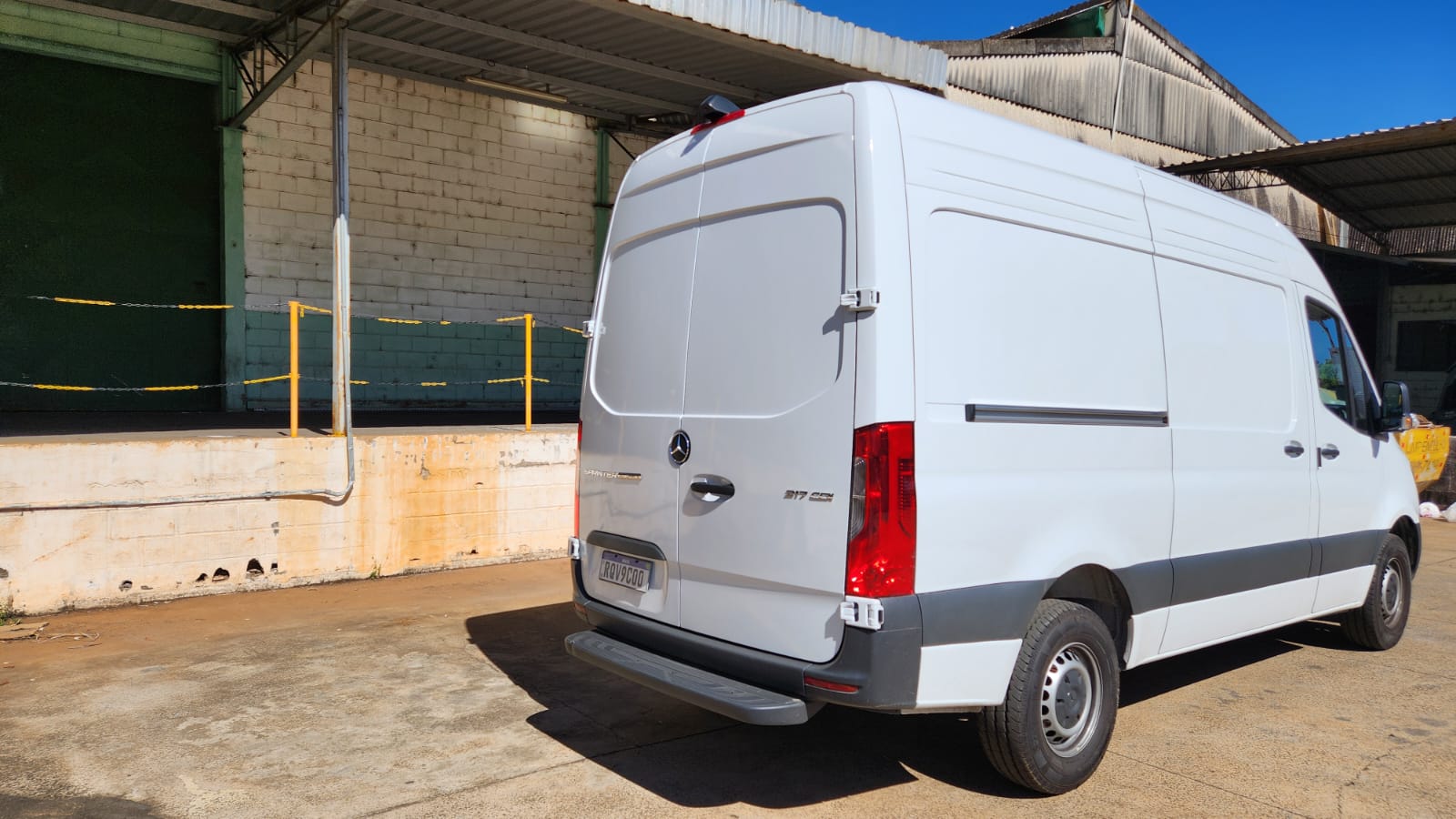 Mercedes Benz Sprinter Automática aproxima van da experiência de um automóvel Sérgio Dias (19)