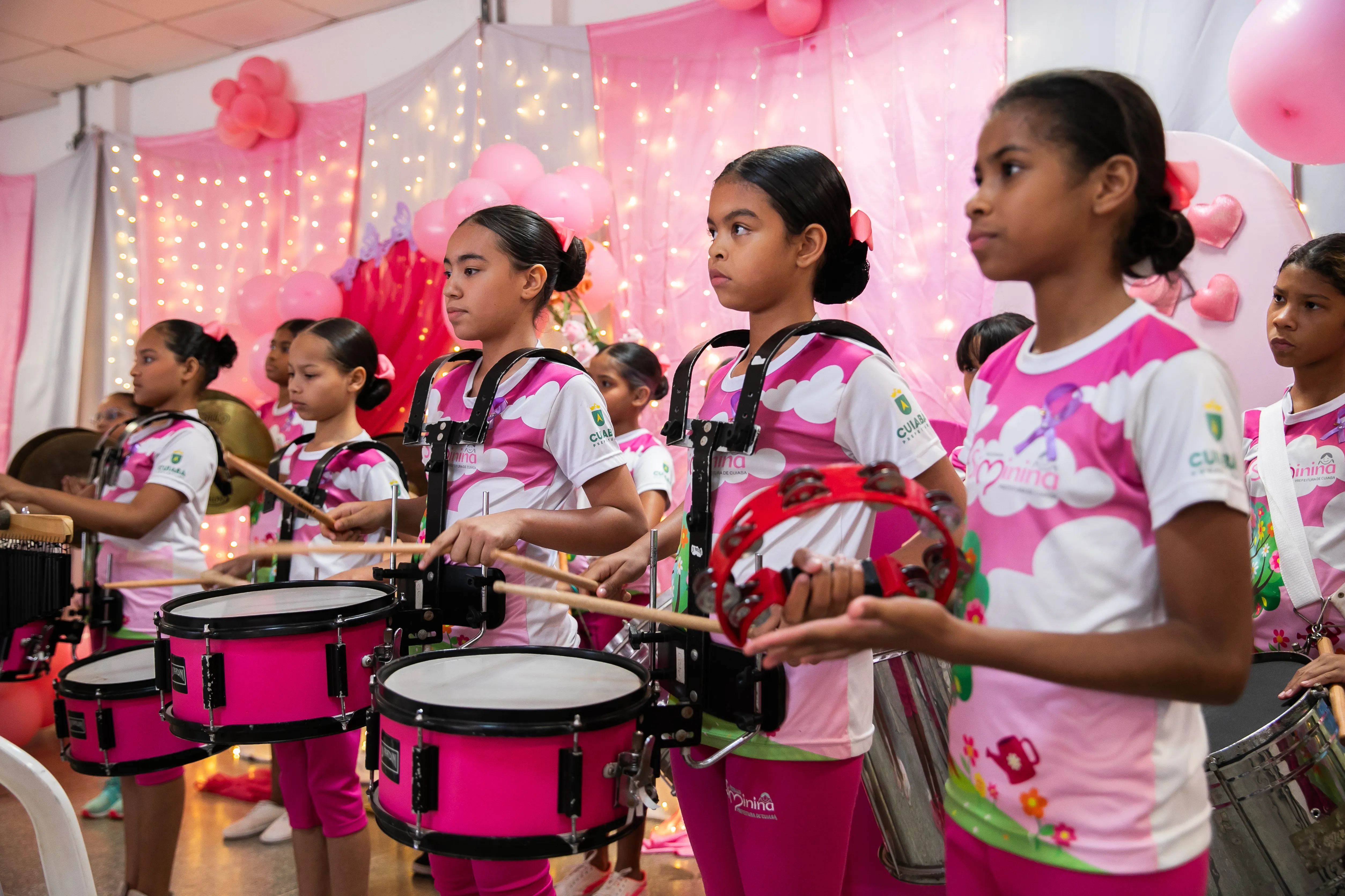 Programa Siminina completa 29 anos em Cuiabá e reúne 1,3 mil meninas em semana de celebrações e cultura