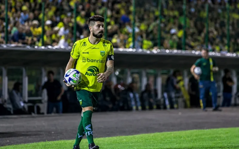 Pilar do elenco alvinegro em 2026 ruma para o futebol gaúcho para manter o ritmo de jogo em divisão superior antes de reapresentação no Tigre