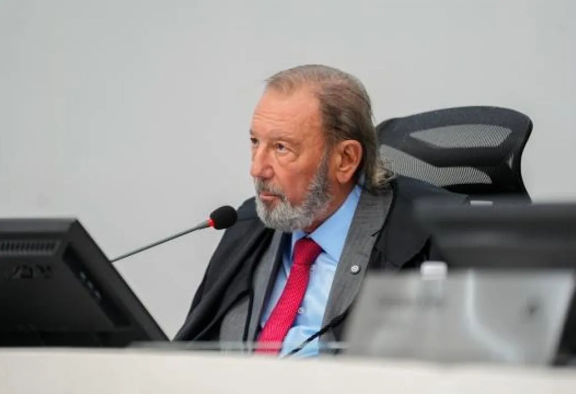 Sistema Radar de Controle Público