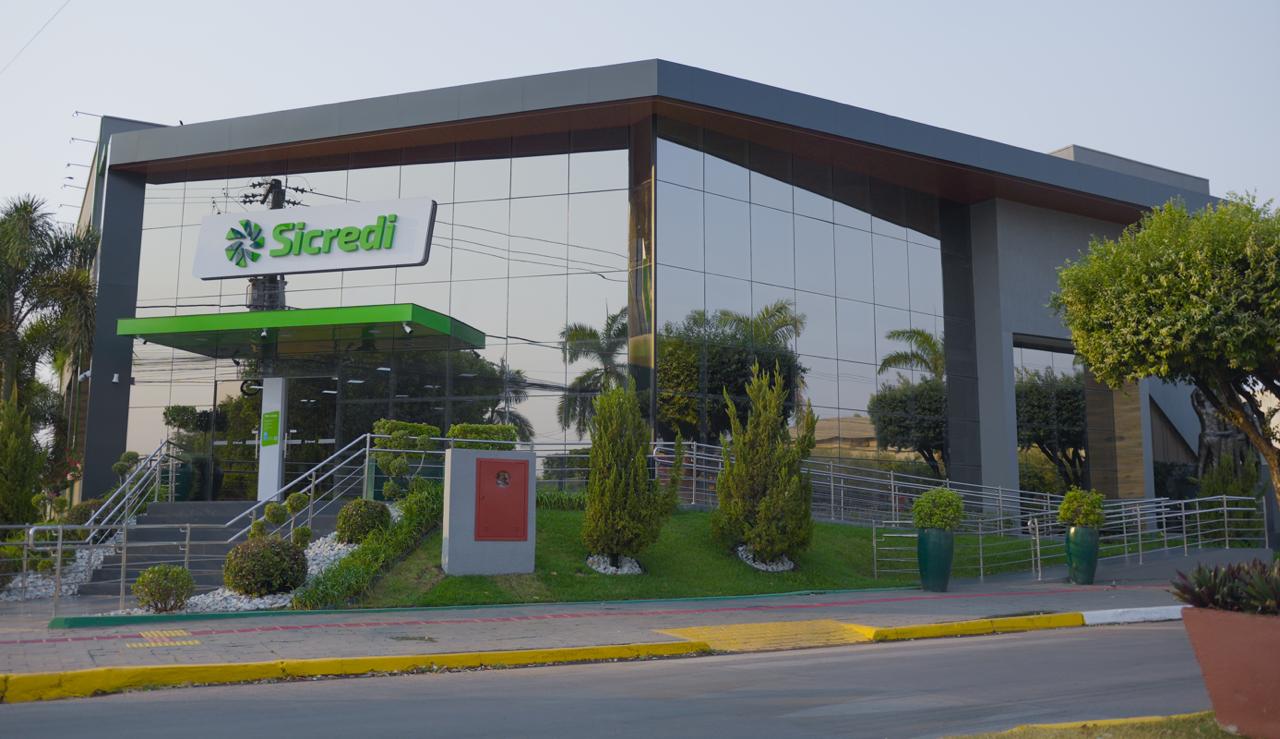 Associados podem renegociar dívidas com condições especiais na campanha Fique em Dia