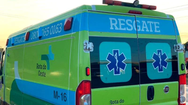 Caminhoneiro de 25 anos morre após carreta carregada de algodão tombar e pegar fogo na BR-364 em Jangada