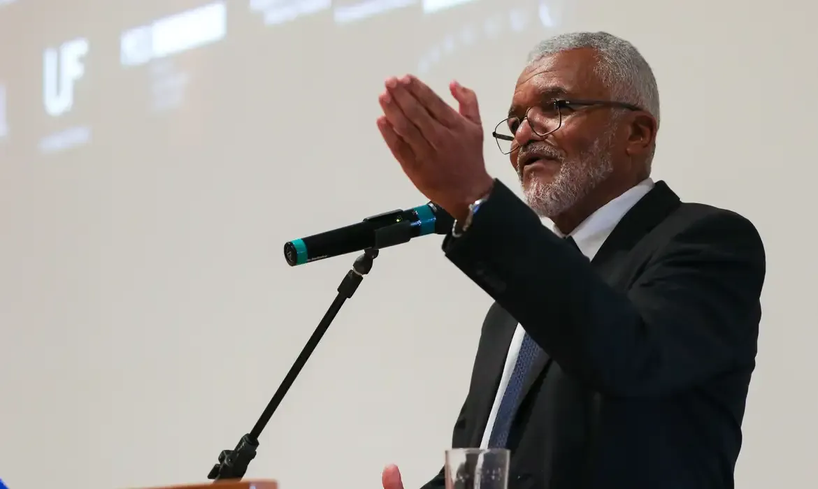 Revista Brasil celebra 40 anos de jornalismo profundo