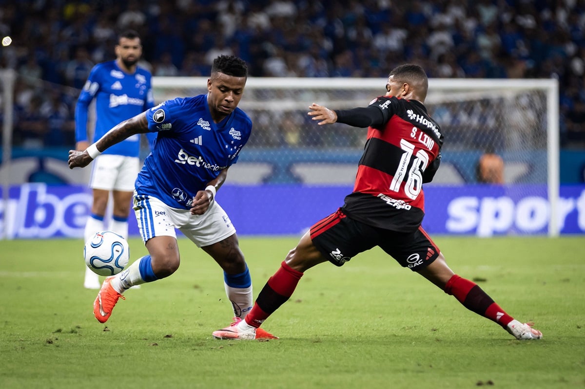 Flamengo x Cruzeiro: onde assistir ao vivo e escalações. Imagem: Gustavo Aleixo/Cruzeiro