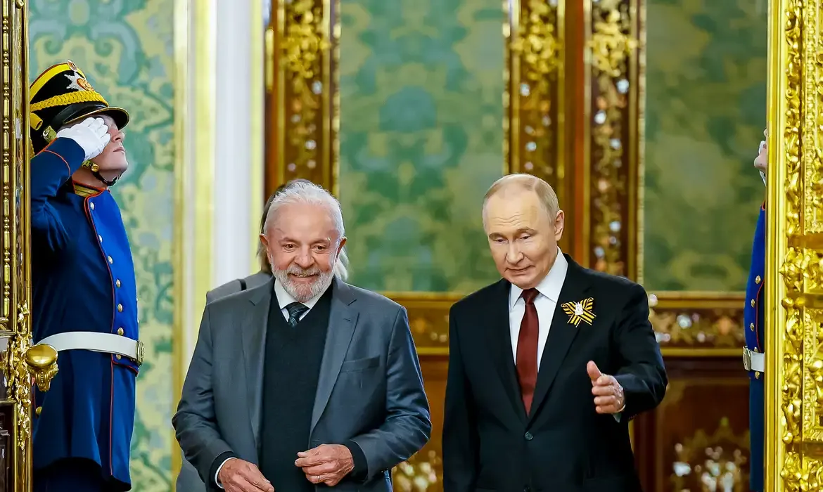 Putin e Lula discutem comércio e cooperação internacional