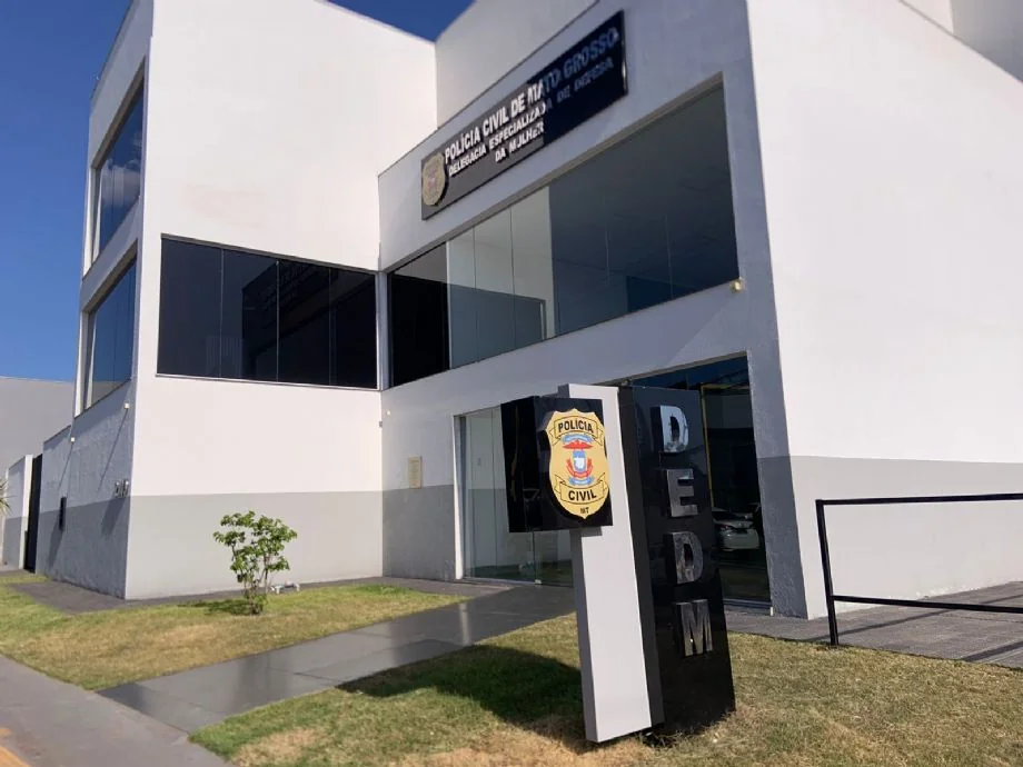 Fachada da delegacia especializada de defesa da mulher