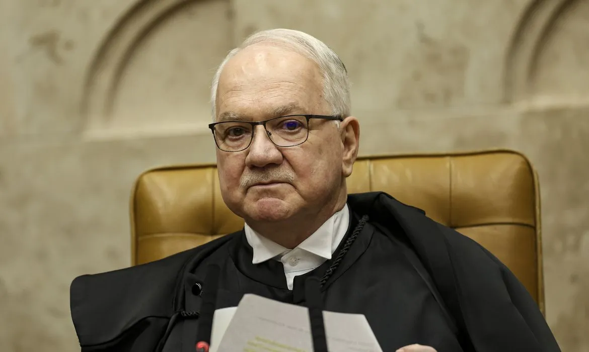 Fachin afirma que críticas ao STF fortalecem a democracia