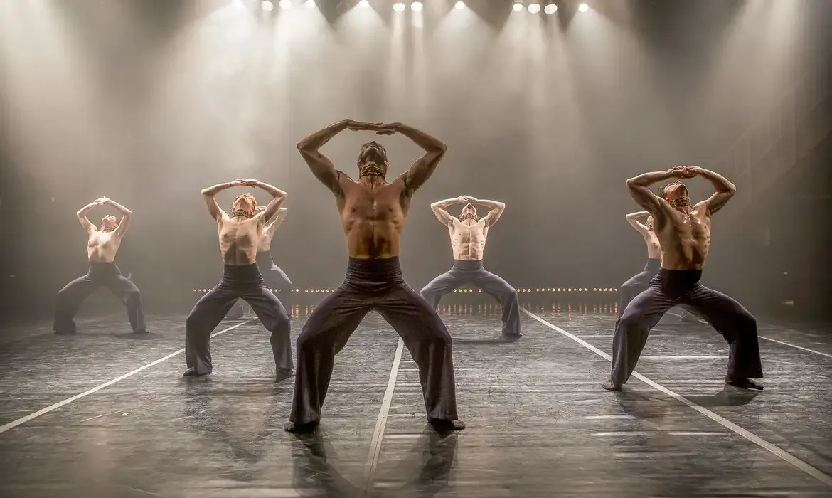 Dança brasileira leva Focus à China em turnê inédita