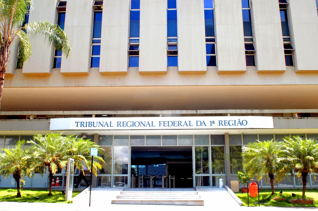 Fachada do TRF1