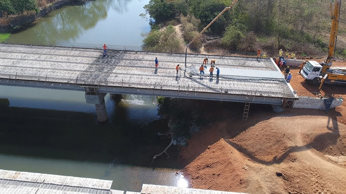 Tráfego na BR-364 em São Pedro da Cipa tem alteração de pista e desvios por 30 dias para obras em ponte sobre o Rio São Lourenço