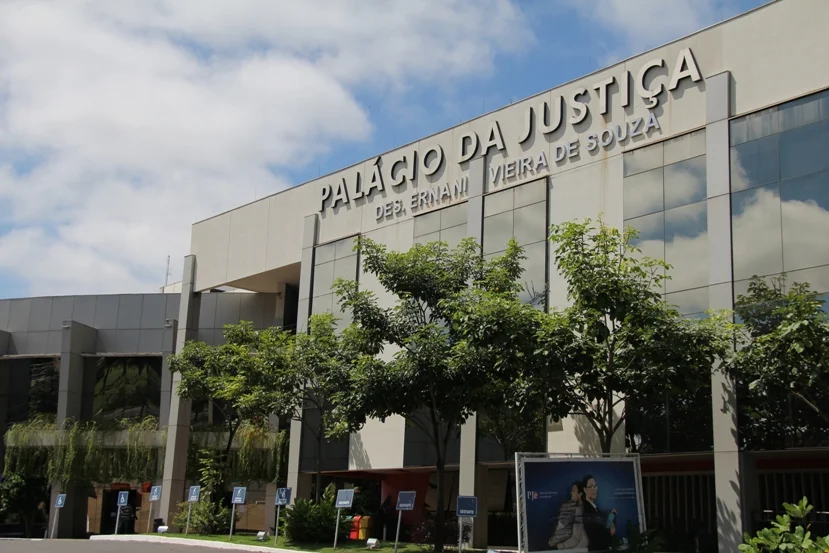 Tribunal de Justiça de Mato Grosso abre inscrições para programa de estágio com bolsas de até R$ 1.621,80