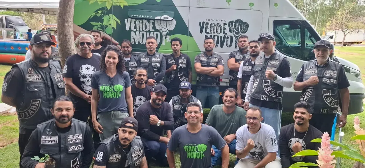 Programa Verde Novo distribui 500 mudas em Cuiabá e anuncia nova ação de arborização para sábado em Rondonópolis