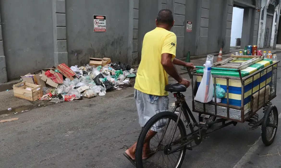 Rio de Janeiro entra em programa global de resíduos