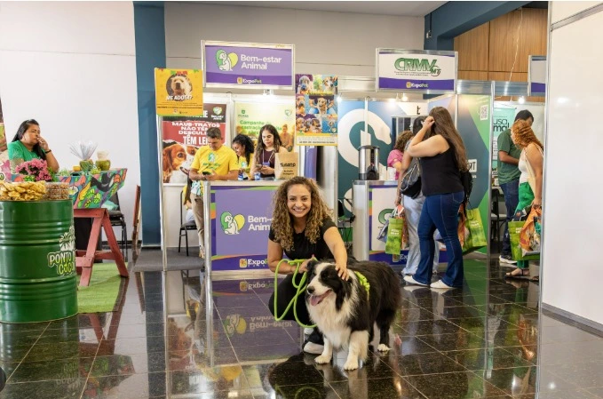 Cuiabá marca presença na ExpoPet 2026 e orienta tutores sobre guarda responsável e adoção