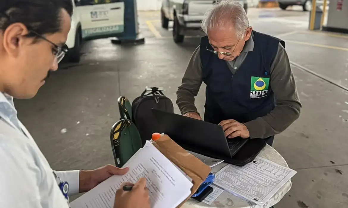 ANP aplica mais de R$ 200 milhões em multas por combustíveis