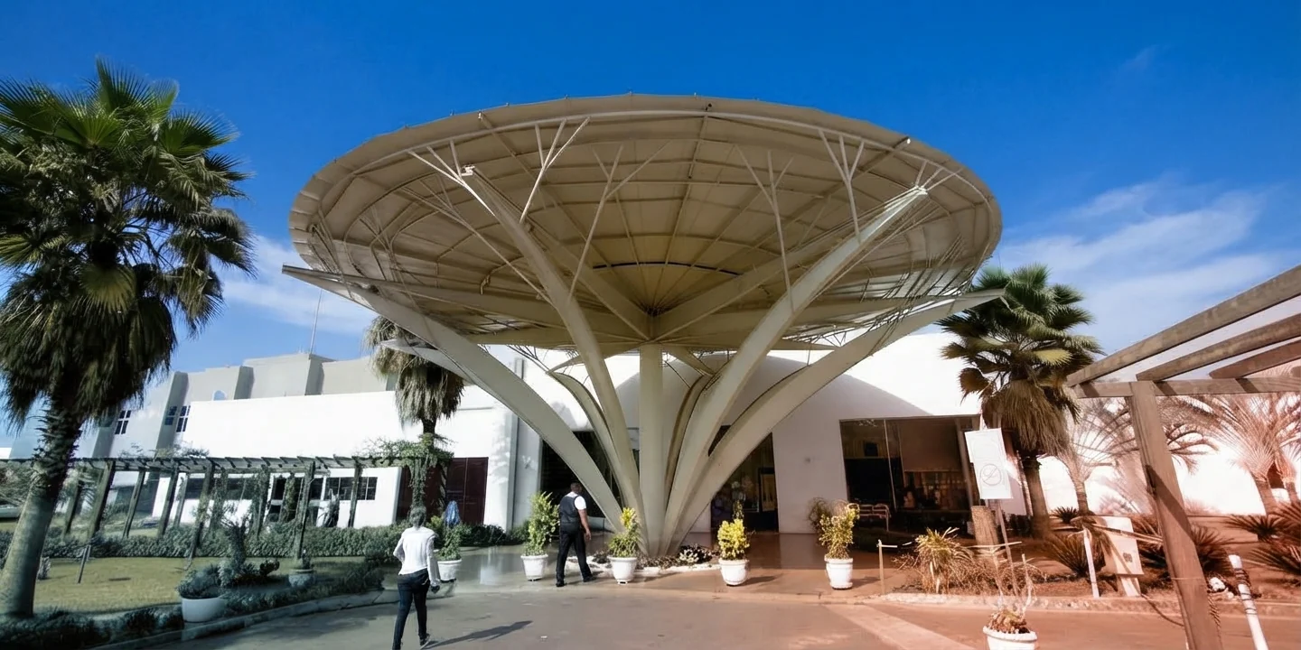 Fachada do hospital do câncer