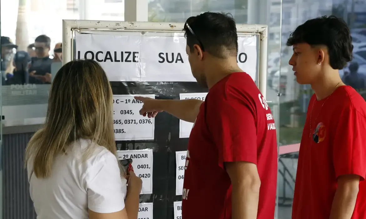 Eleições: 130 mil eleitores votarão em locais diferentes
