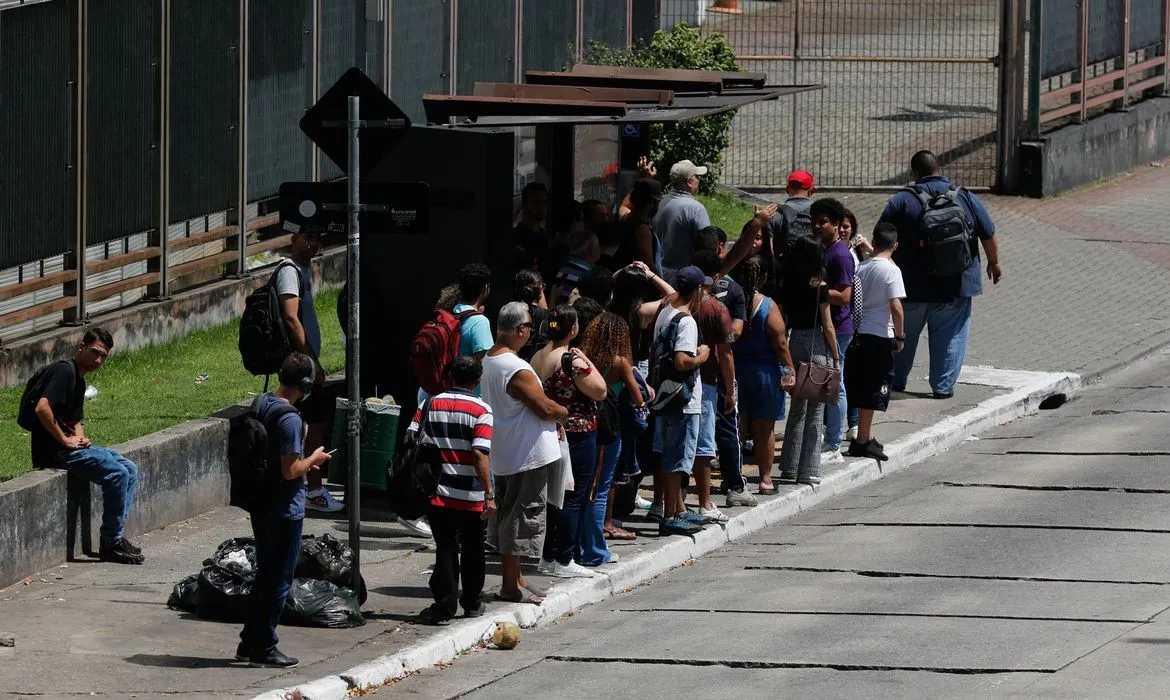 Paralisação de ônibus afeta 267 mil passageiros em São Paulo